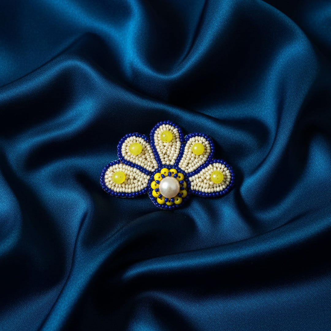 Daisy Flower Hair Clip