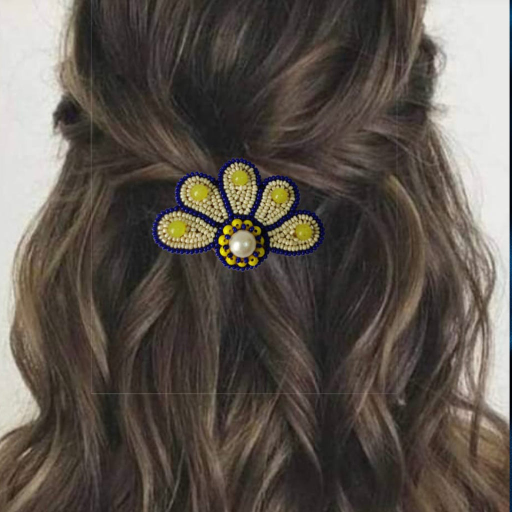 Daisy Flower Hair Clip