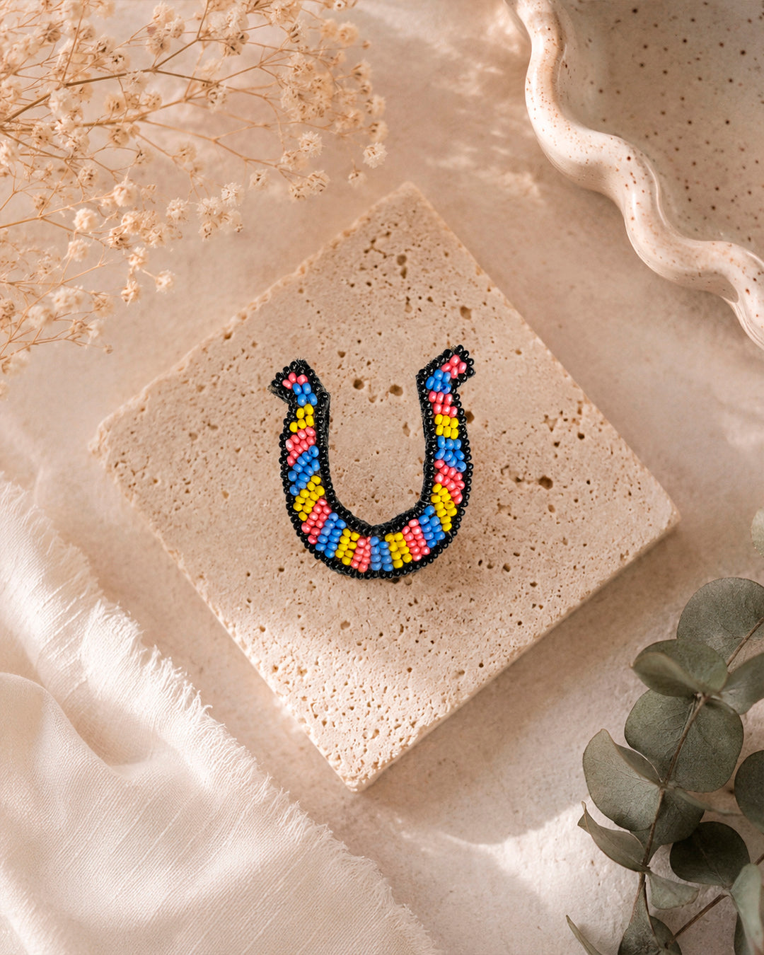 Multicolour U shaped beaded ring