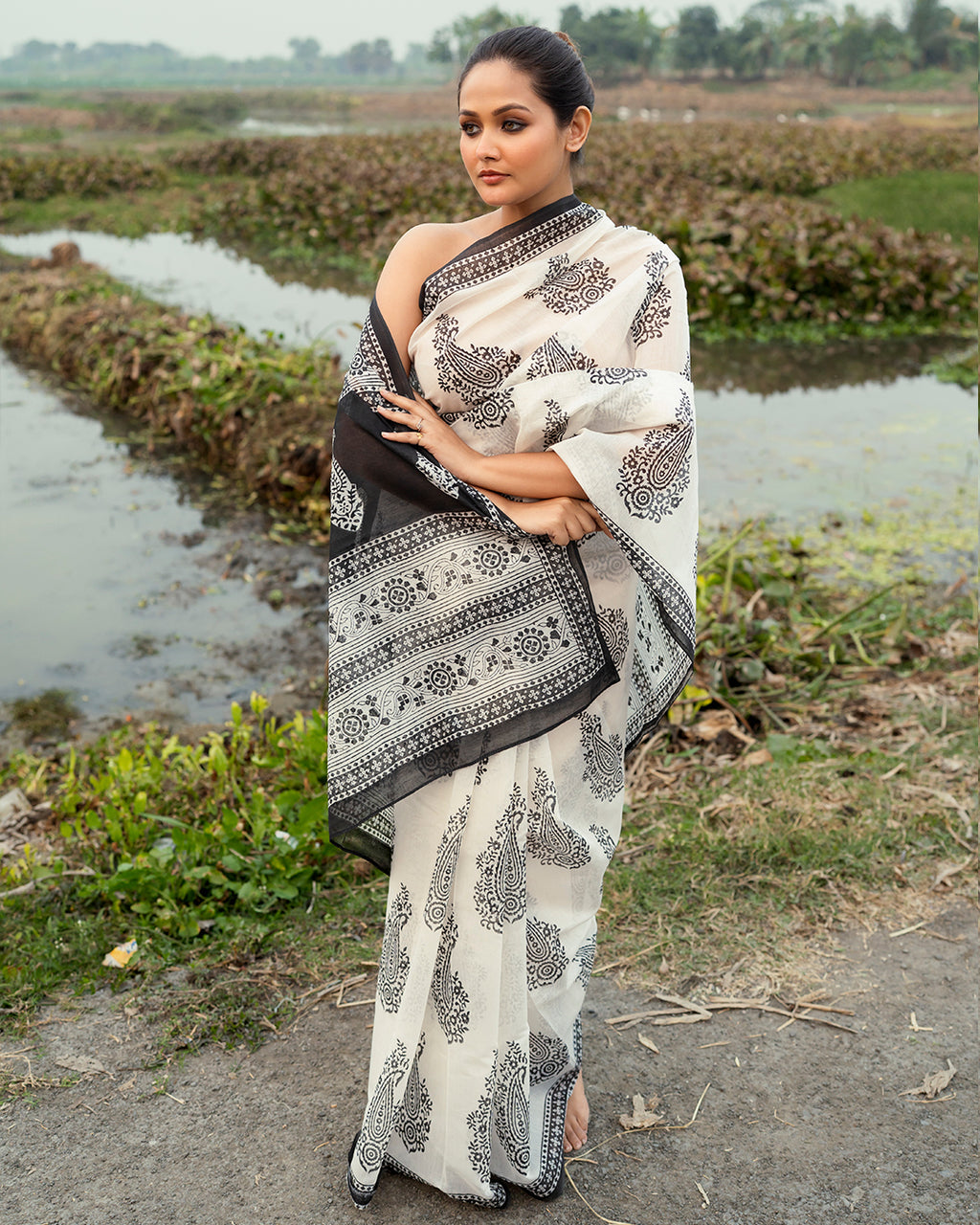 Black Mughal Motif Block Printed Saree