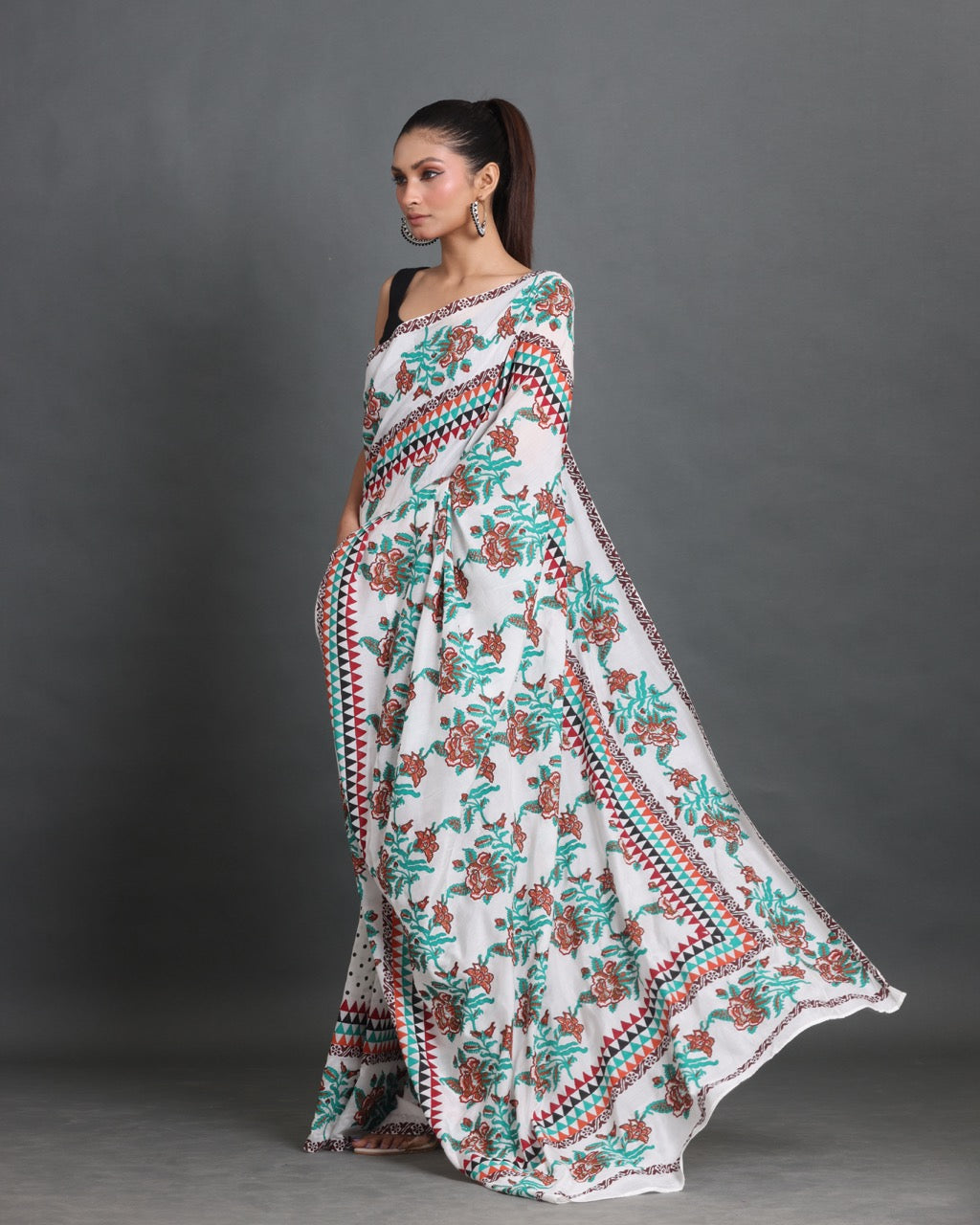 Vanphool Block Printed Saree