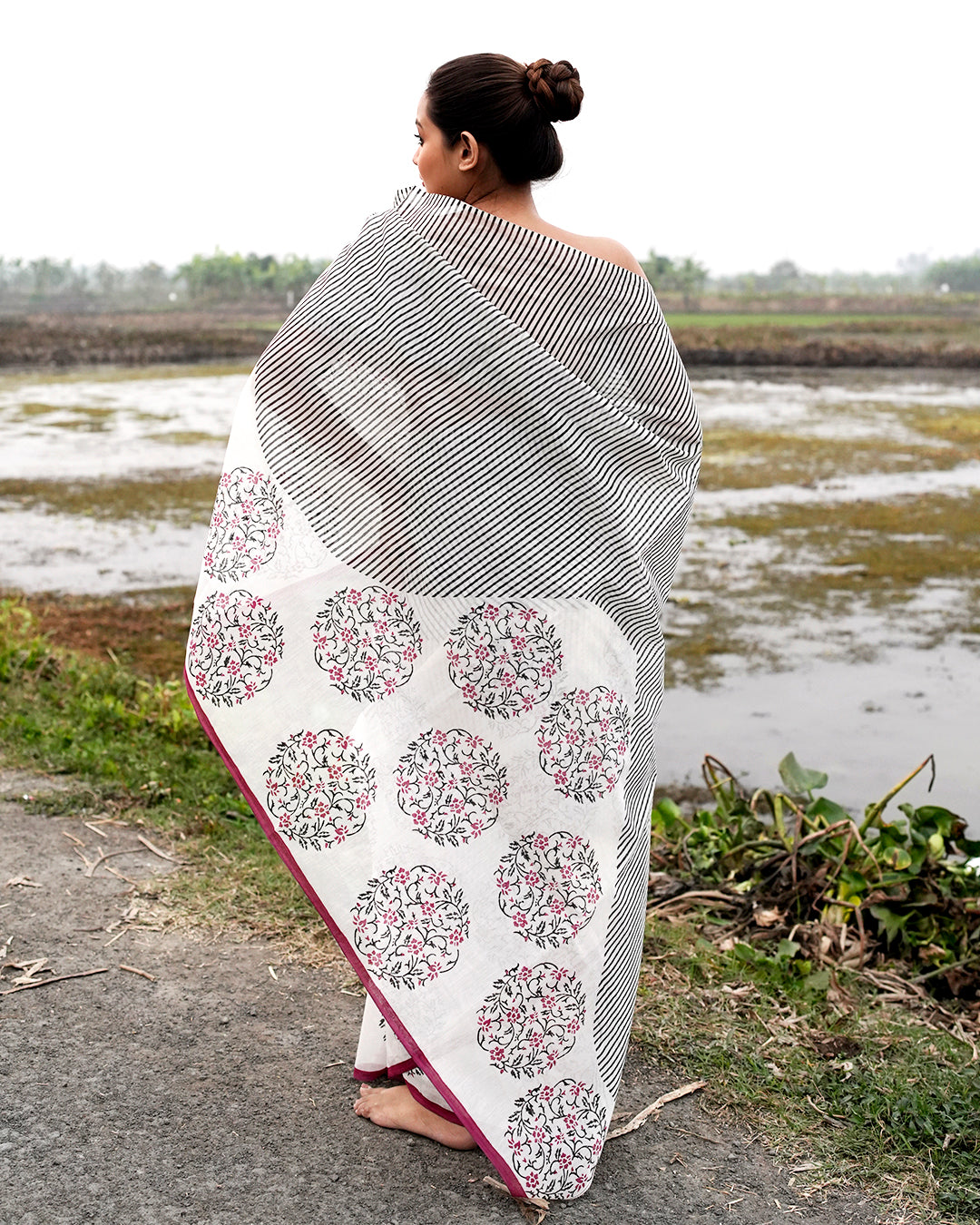 Stripes with Floral Jal Block Printed Saree (Black & Maroon)