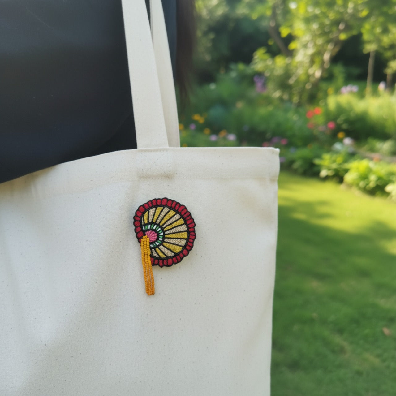 Haat Pakha Brooch