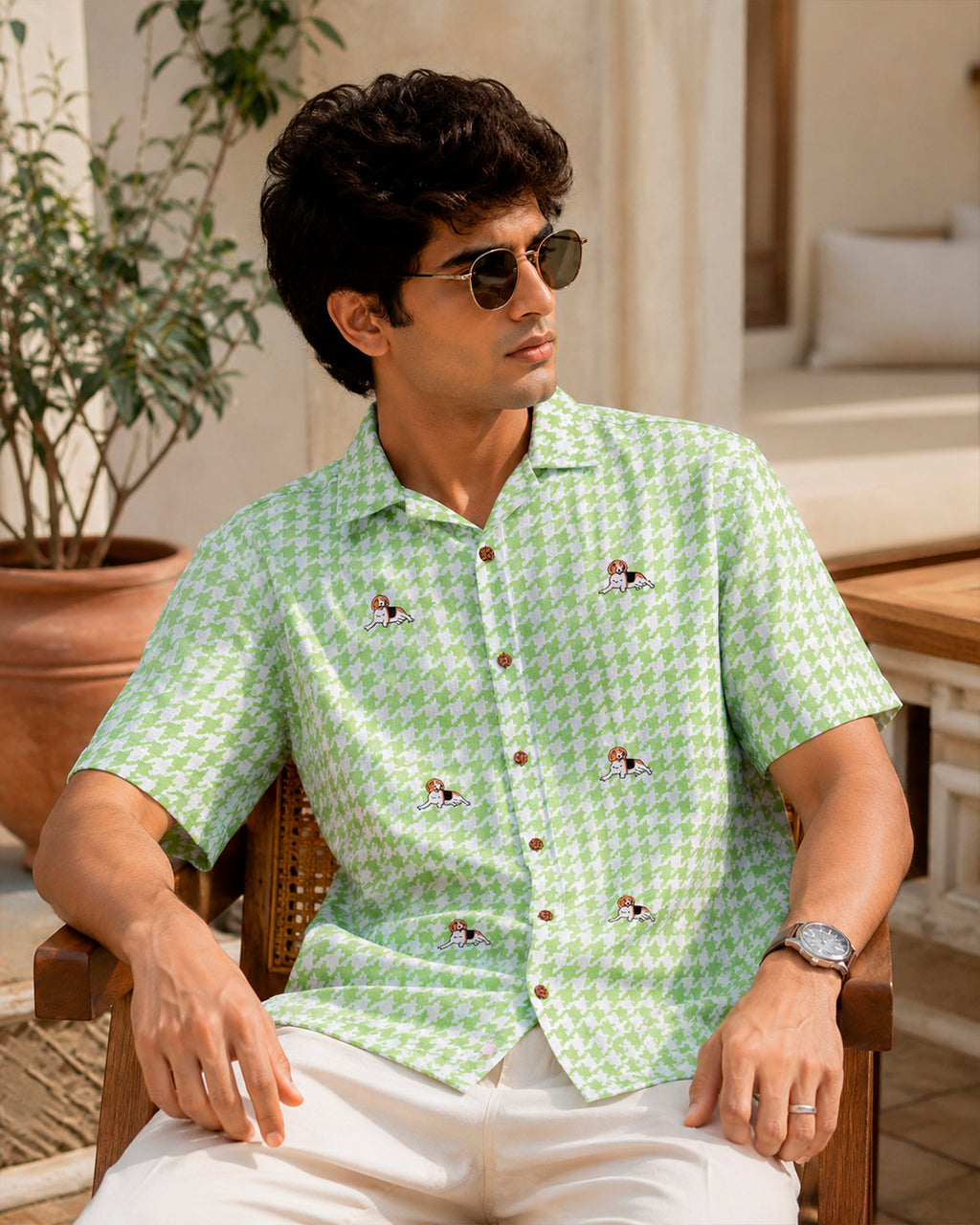 Houndstooth Printed Beagle Embroidered Half Shirt