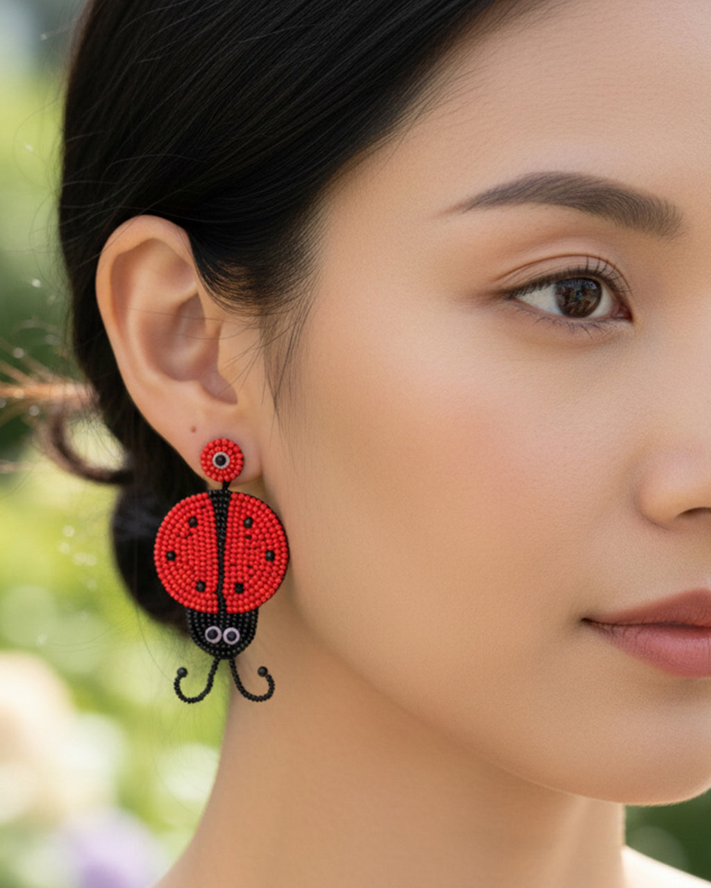 Lady Bug Bead Earring