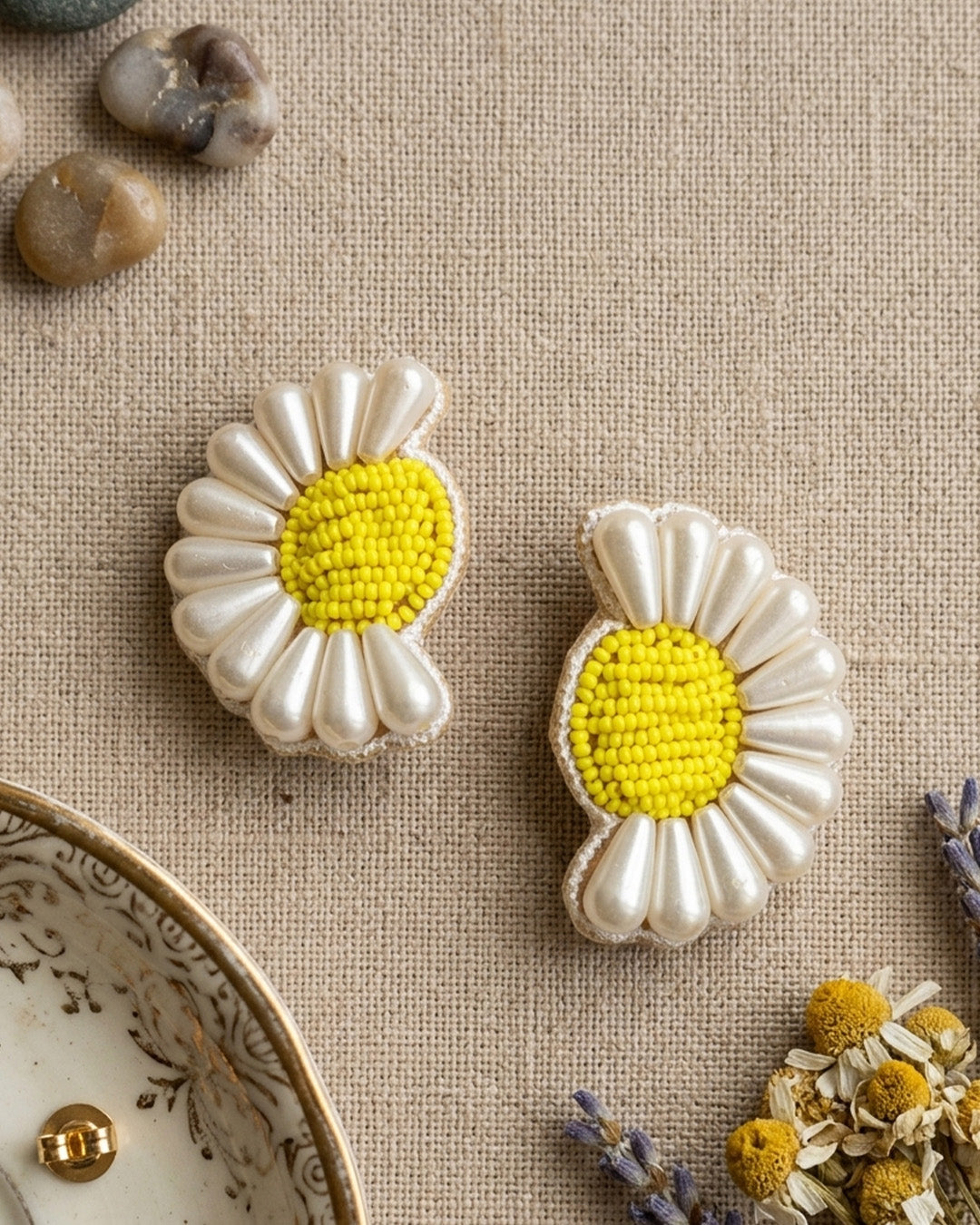 Big Half Daisy Stud Earring