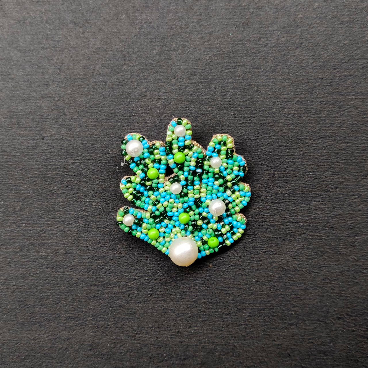 Green Sea Weed Brooch Pin