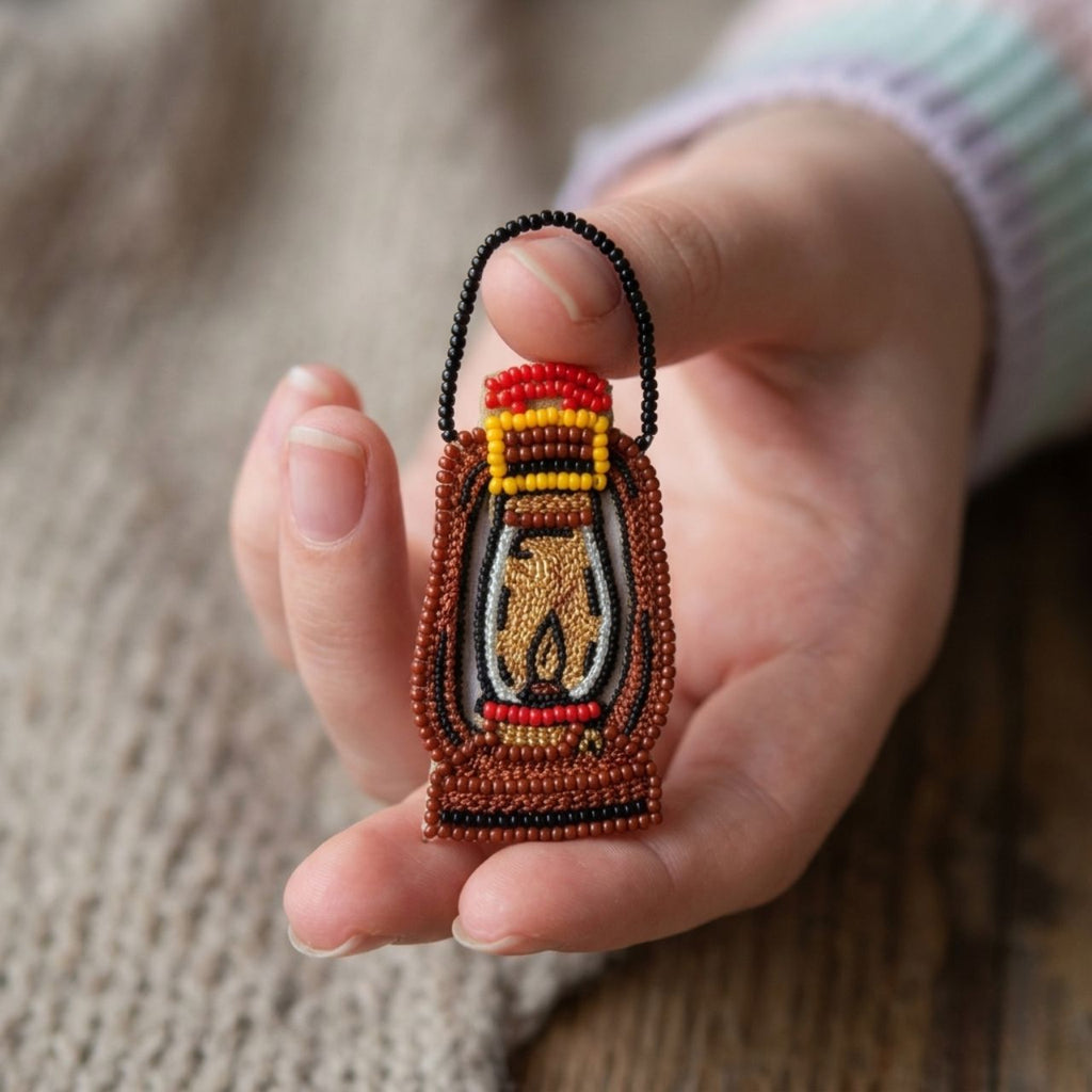Lanthan Brooch Pin