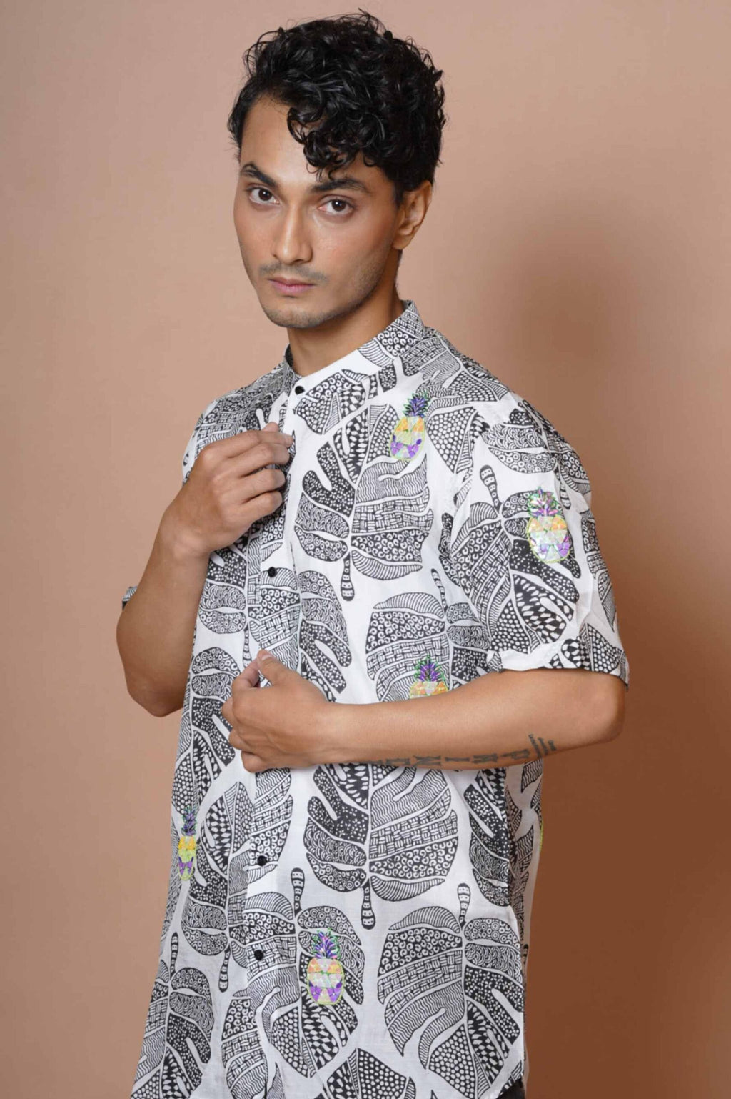Pineapple Highlight Hand Embroidered Mens Half Sleeve Shirt