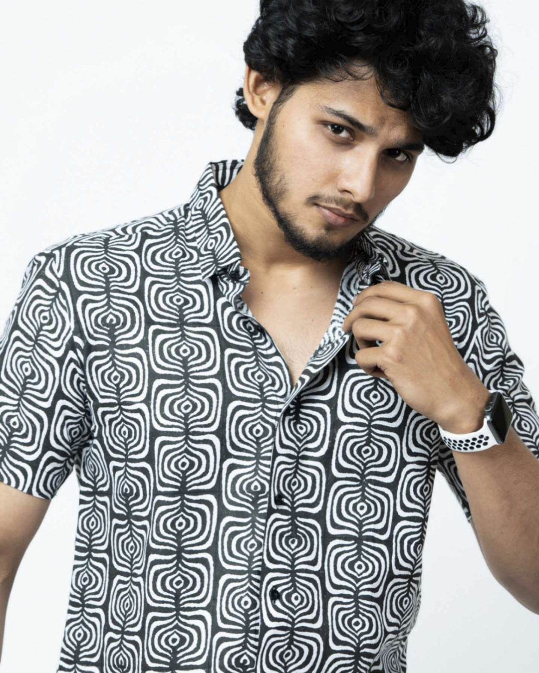 Black & White Smart Casual  Cotton Shirt.