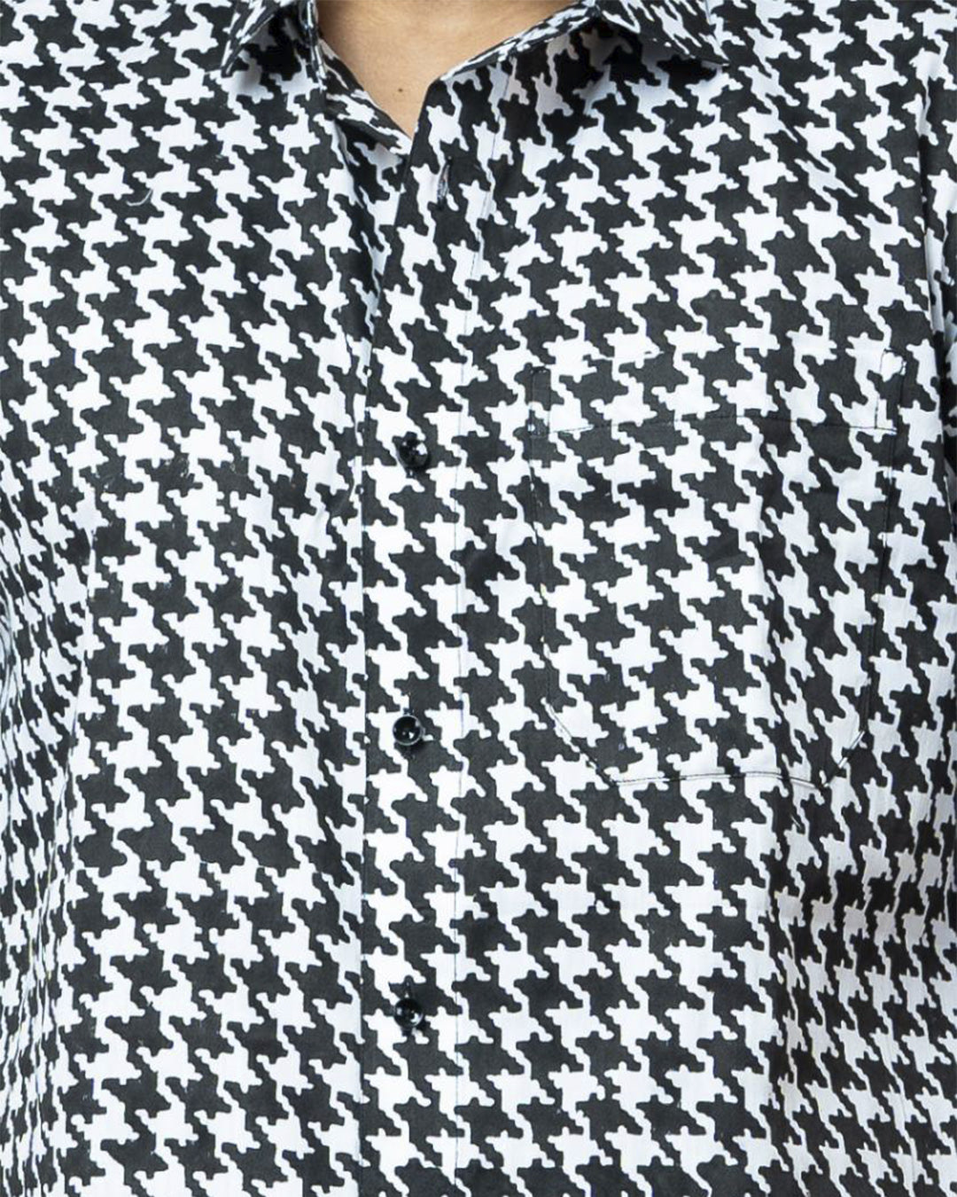 Black & White Houndstooth Print Mens Half Shirt.