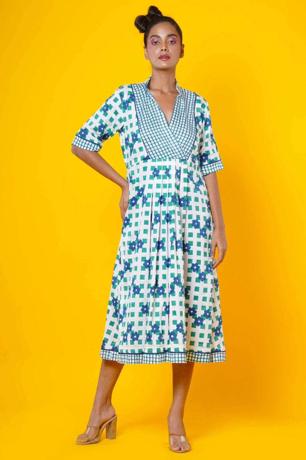 Women block print cotton midi dress in blue and green