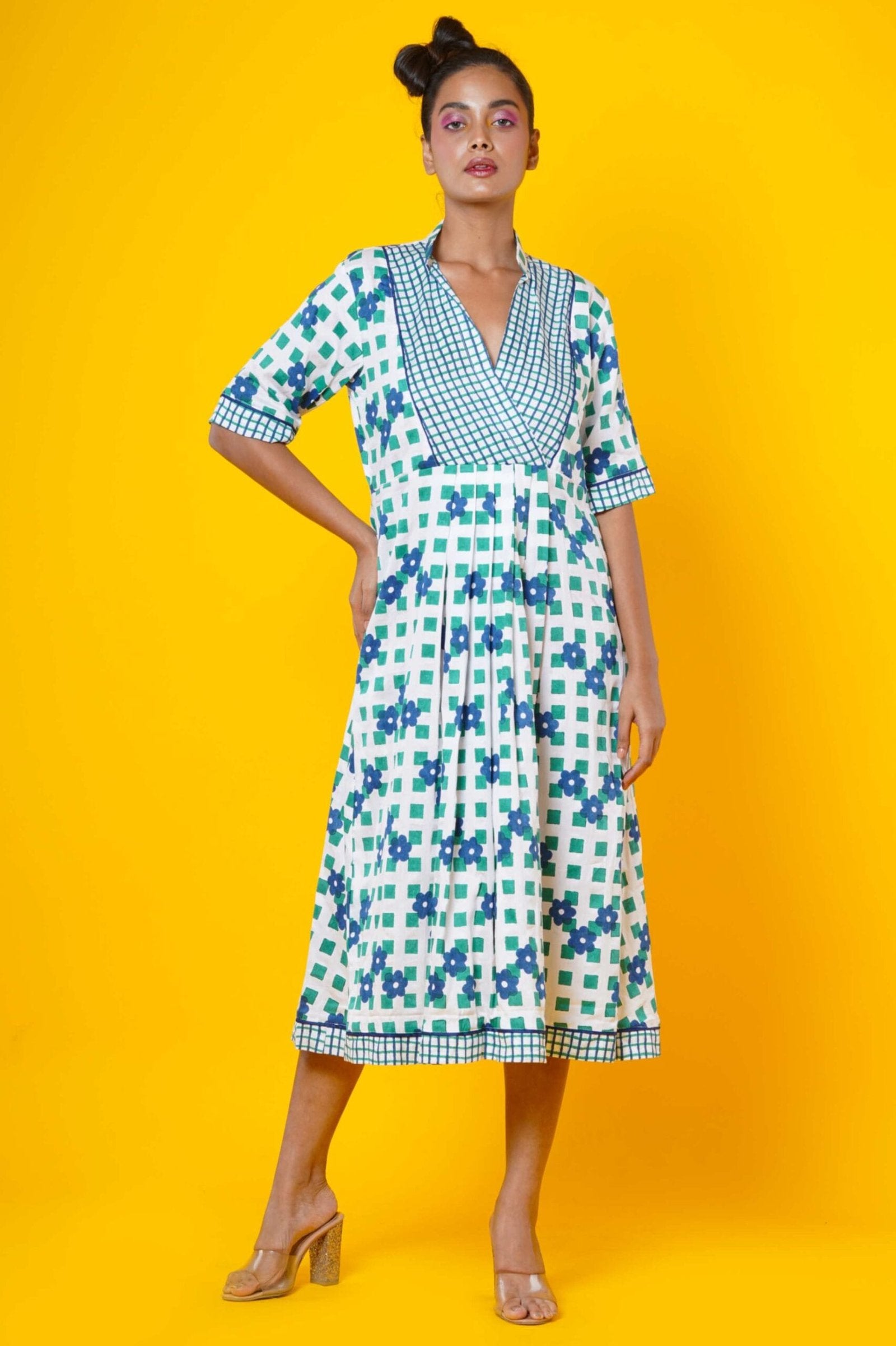 Women block print cotton midi dress in blue and green