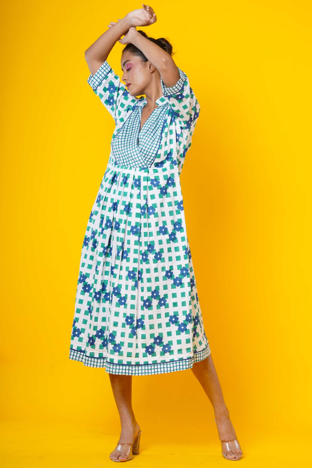 Women block print cotton midi dress in blue and green