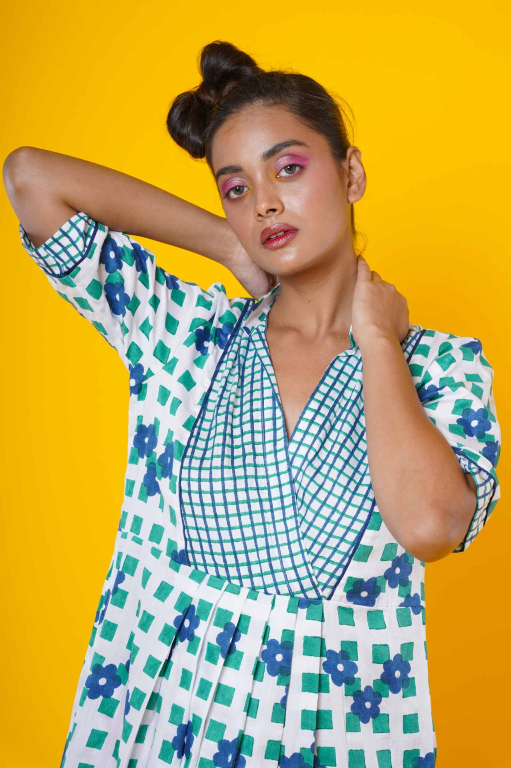 Women block print cotton midi dress in blue and green