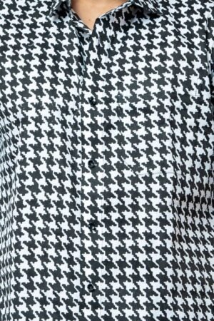BLACK & WHITE HOUNDSTOOTH PRINT MENS HALF SHIRT. - Image 5