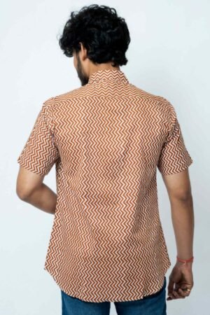RUST COLOR ZIGZAG PRINT MENS CASUAL SHIRT - Image 4
