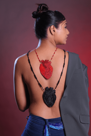 3d-beaded-heart-neckpiece-2