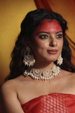 Yamini - Neckpiece and Earrings