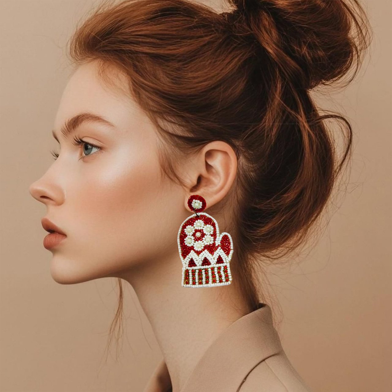 Christmas Gloves Earring. - Image 5