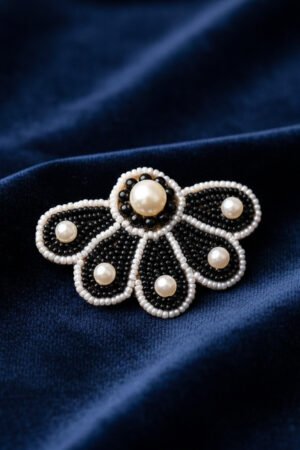 Daisy Flower Hair Clip