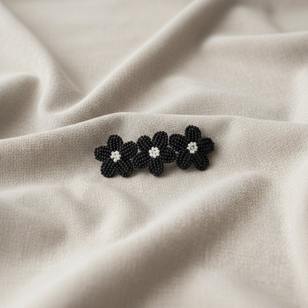 Daisy Flower Hair Clip